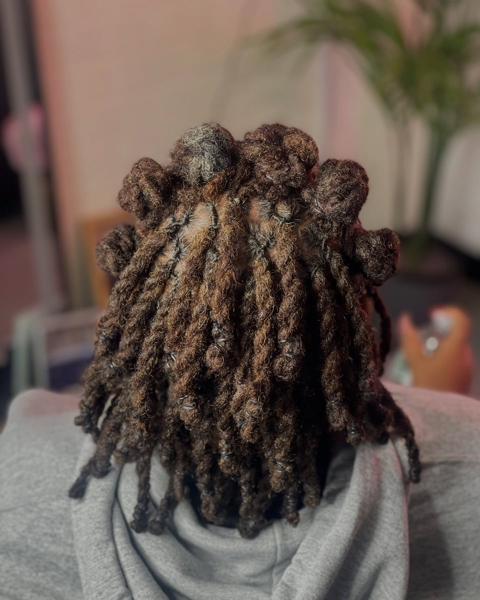 Jacquelynncf4's tweet photo. Happy birthday, Joyce! We had so much fun recreating this style. https://t.co/tWTHejbpPs