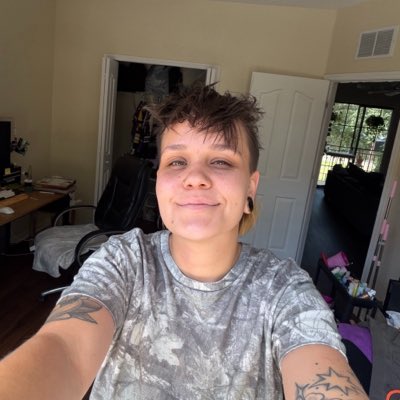rach_x23's tweet photo. #NewProfilePic https://t.co/Ohz6FPePUA