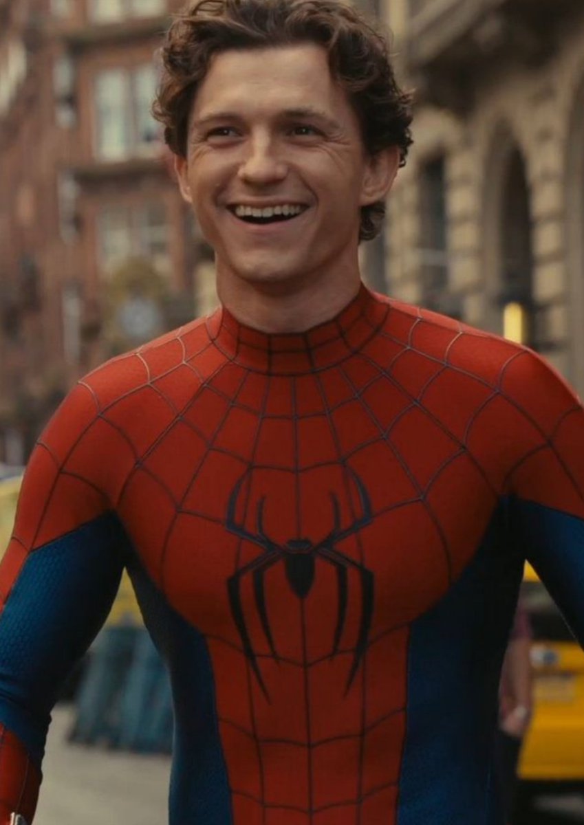 MCUFilmNews's tweet photo. Kevin Feige says casting Tom Holland as Spider-Man right after Andrew Garfield's Spider-Man was 'a bit of a risk.'

“Taking three movies to tell an elongated version of Spidey's origin that Sam told in the first half of a movie, I think was also a risk.”

(via: @joshuahorowitz) https://t.co/ai7UQ40r2O