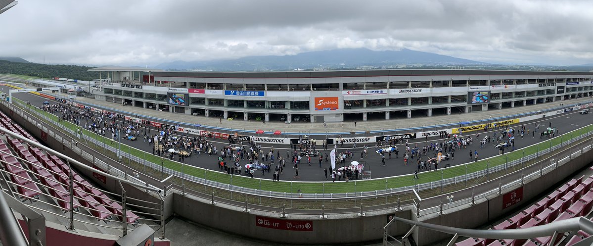 JackyRacing7's tweet photo. 今日はここから！
今日の試合はどうなるか？
毎試合、レベルの高いバトルして面白いんだよね。
みんな頑張って、良いレースしてね😉

#KYOJO https://t.co/AQkmRA8pnk