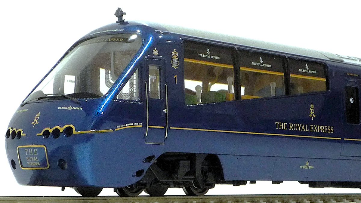 endo_tachikawa's tweet photo. THE ROYAL EXPRESS~
・8両セット 1,210,000円(税込)1セット在庫あります!
外観は「匠の技」を用いてロイヤルブルーを美しく再現。 さらに、ゴールドクラス&プラチナクラスの客室、食堂車やマルチカーと、豪華な室内インテリアの「作り」こだわった逸品です!
#THEROYALEXPRESS https://t.co/GQHMZcf4WJ