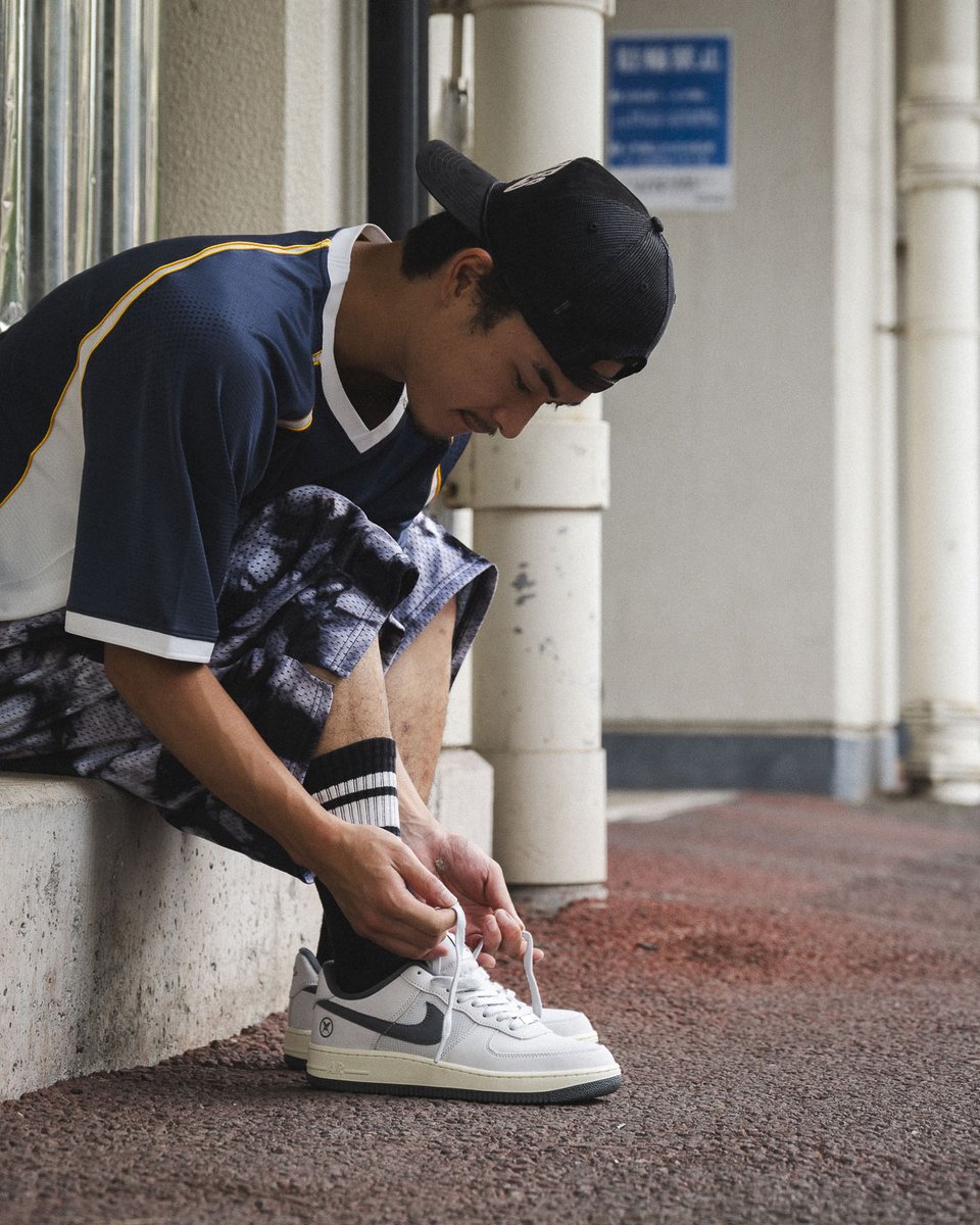 yasuakifujii's tweet photo. 【UPDATE：HIGHSOX SKATEBOARDS がWEB抽選を開始】堀米 雄斗 × Nike SB × NIKE AIR FORCE 1 “White/Iron Grey” が9月12日（土）発売
■ IO8439-100
https://t.co/i299LLuzWV

- 堀米雄斗 ナイキsb エアフォース Yuto Horigome https://t.co/U66yrT5Kbg