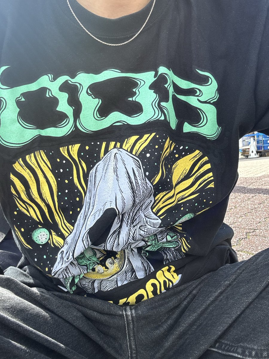 RockloveTy's tweet photo. 会場着。
detox T見当たらず今日はこれでいます https://t.co/BRLkCY09Fz