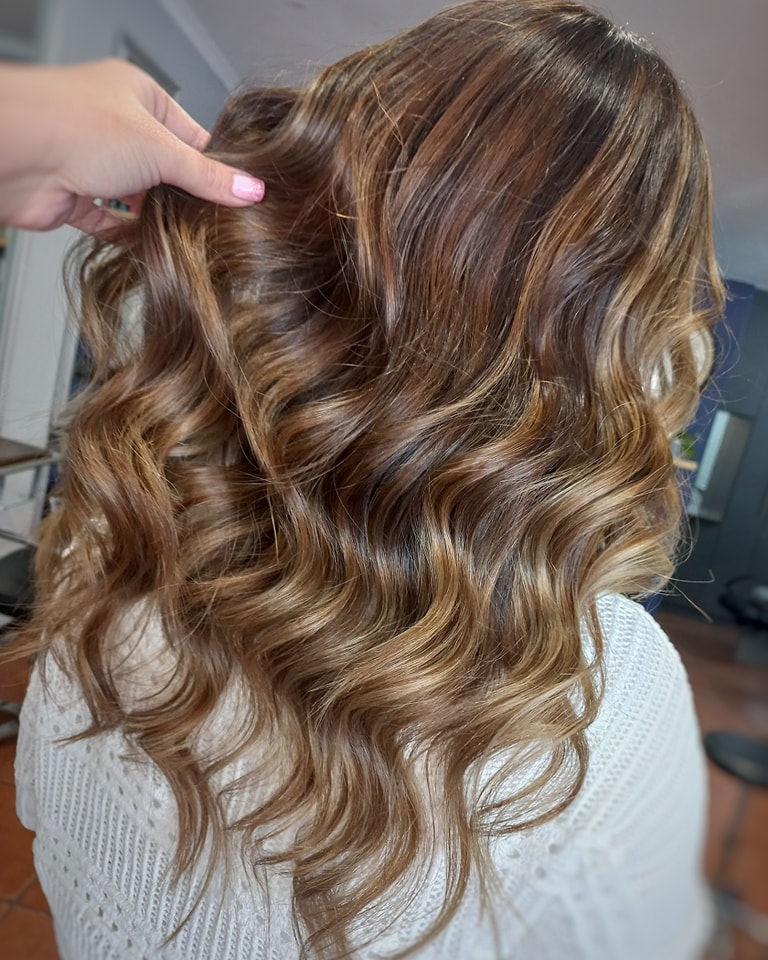 willlevrone's tweet photo. Bala-YAY! It’s been nearly a year since her last balayage. Is it time to book your next appointment? https://t.co/GmnXp07sd8