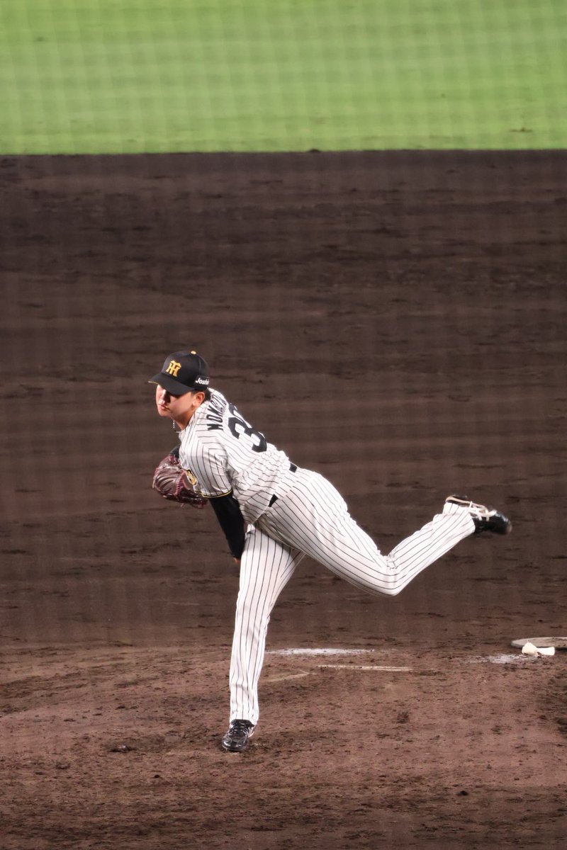 T_ri_to_'s tweet photo. もんちゃんがんばれ👊❤️‍🔥

甲子園球場
2026.9.1
#門別啓人 https://t.co/skzx0xUoQL