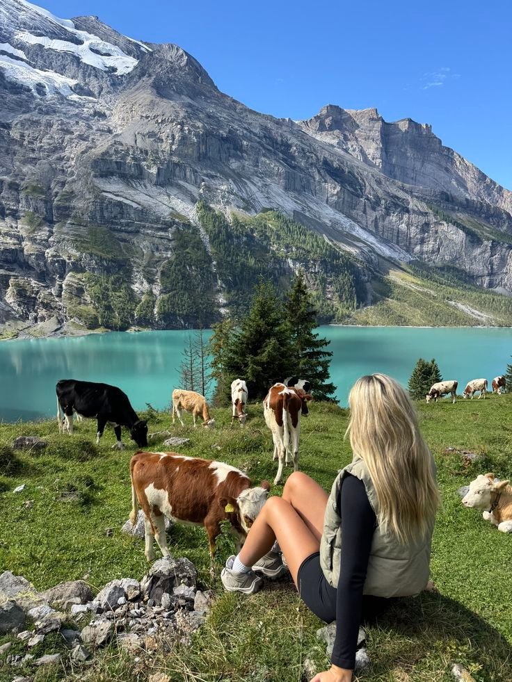 Calmsej6's tweet photo. 📍 Lake Oeschinense Switzerland 🇨🇭 https://t.co/Ul3sTa3dPJ