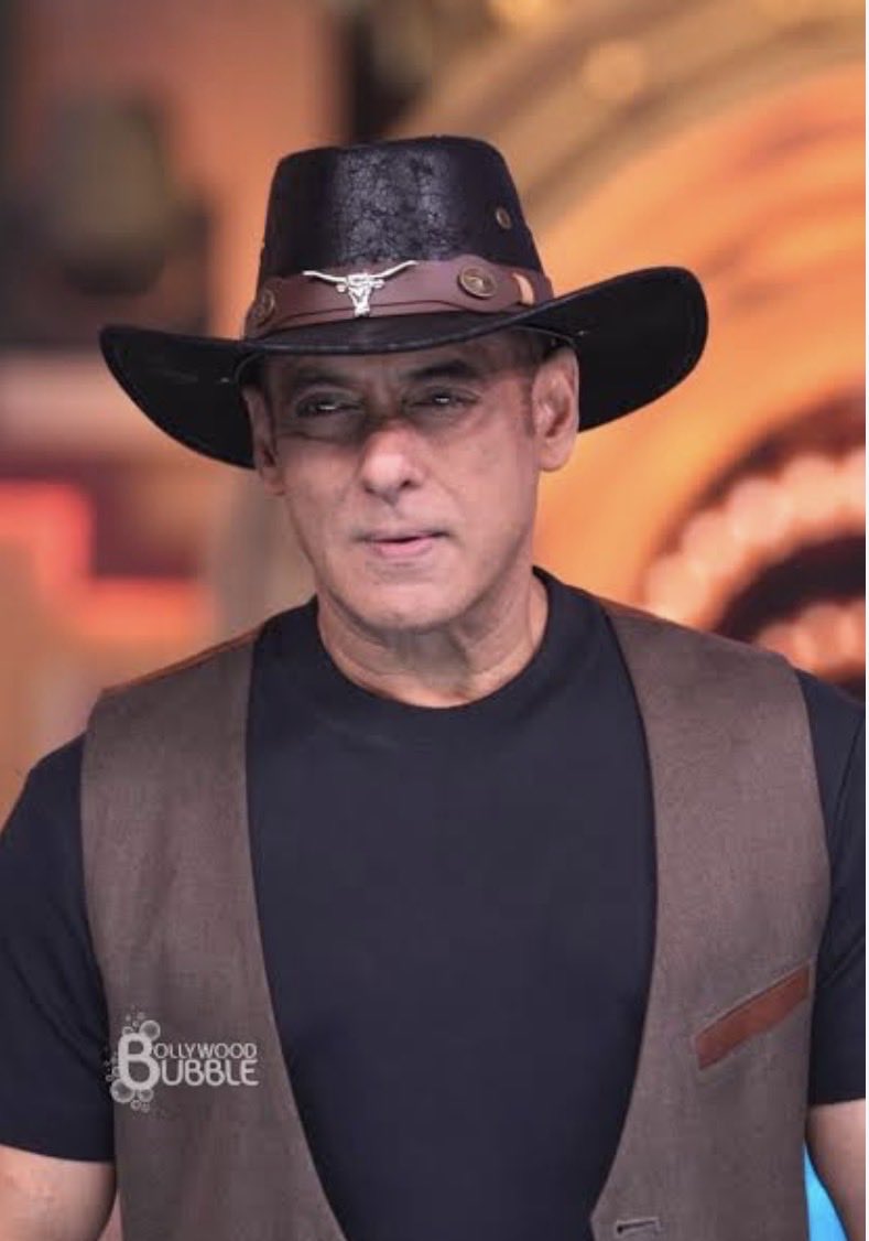 DMVlogs7's tweet photo. Bigg Boss is back. Ab asli entertainment TV pe nahi, Twitter pe hoga. 👀 https://t.co/GtM3VabwA5