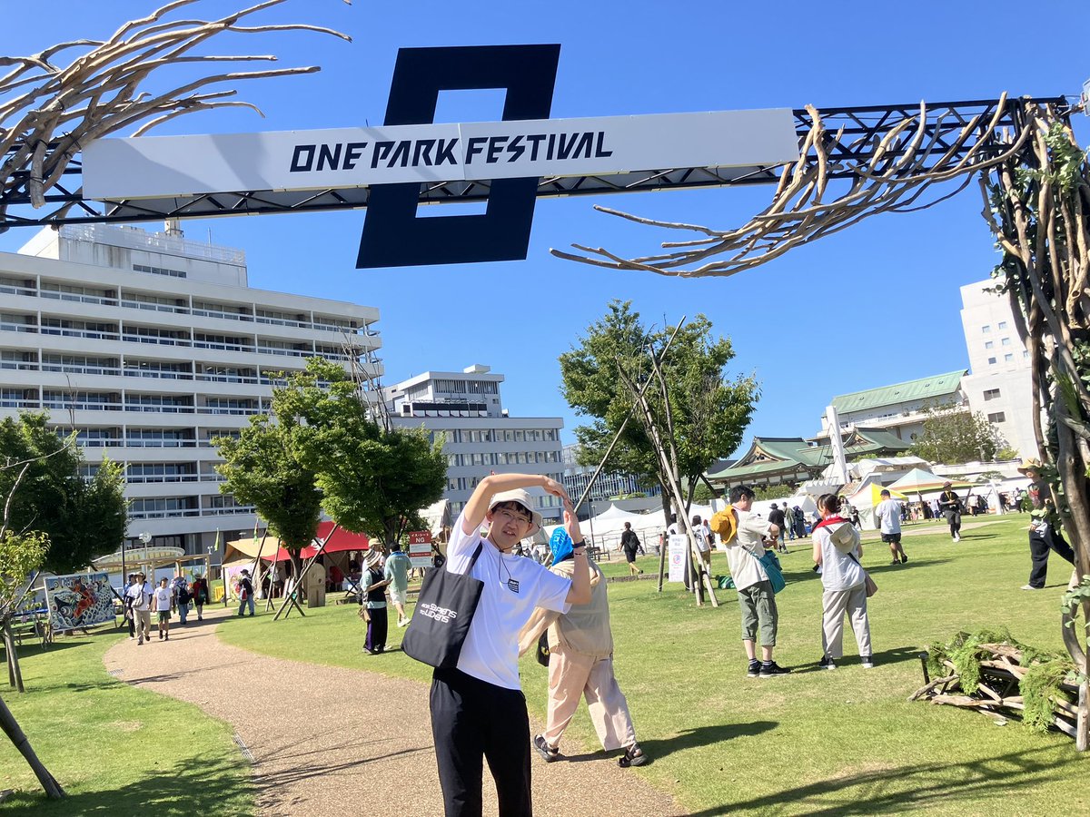 prisoner701's tweet photo. フェスに来ました https://t.co/tixQ9loNFm