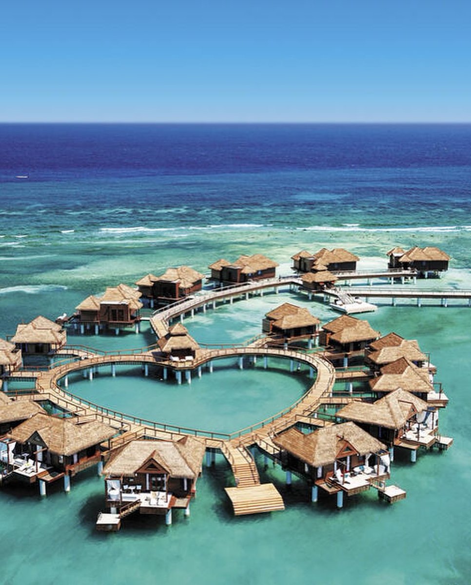 kavaco29's tweet photo. Dreaming of the Caribbean? Stay at Sandals Royal Caribbean this September in a Caribbean Balcony Room with a Tranquility Soaking Tub. All-inclusive luxury for under $2, 400 for two adults. Flights can be added. https://t.co/x9dfr8H7jF