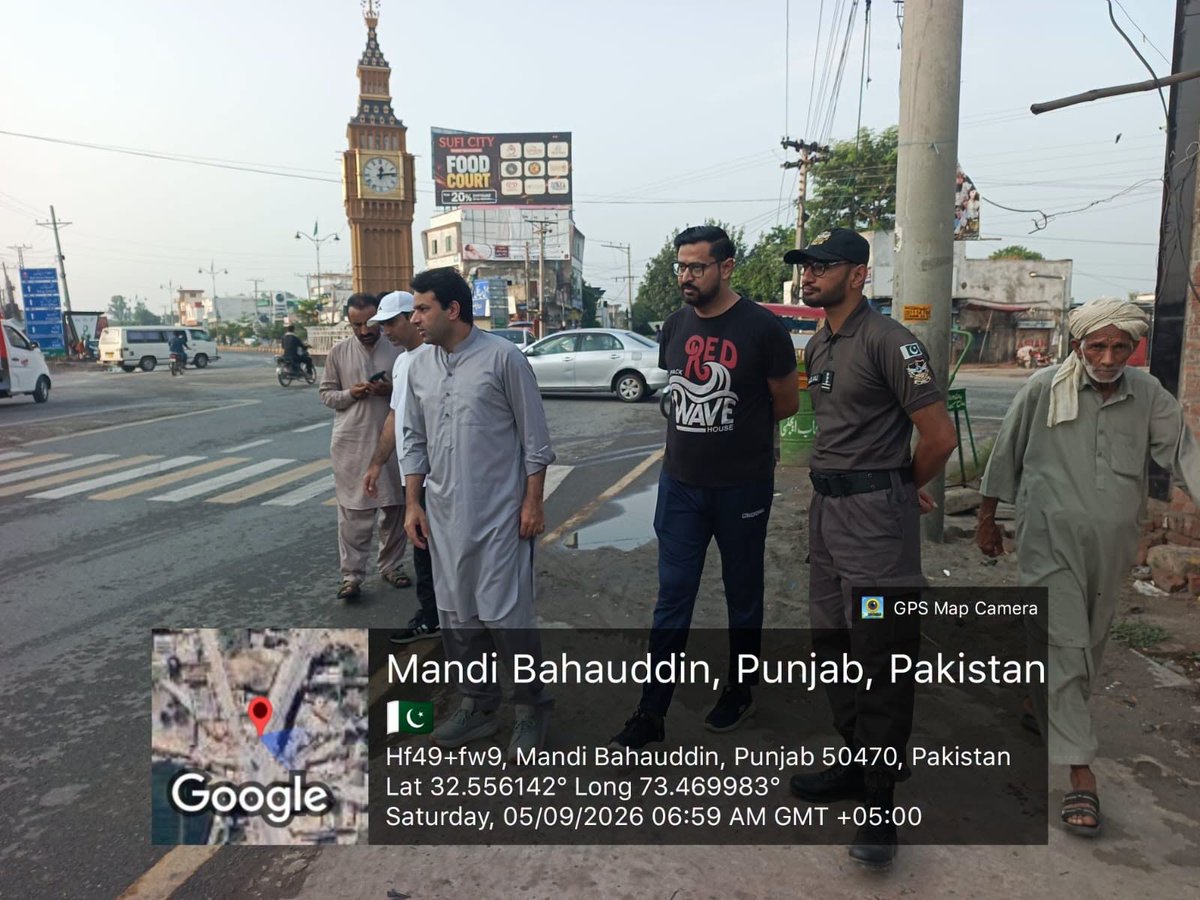 dcmbdin's tweet photo. وزیراعلیٰ پنجاب مریم نواز شریف کے "ستھرا پنجاب" ویژن کو عملی جامہ پہنانے کے لیے انتظامیہ متحرک

ڈپٹی کمشنر عدیل حیدر نے شہر کے شہر کے اہم اور گنجان علاقوں، چیمہ چوک اور ست سرا کا دورہ کیا اور صفائی ستھرائی کے مجموعی انتظامات کا باریک بینی سے جائزہ لیا۔ https://t.co/6Wk5xKNPmA
