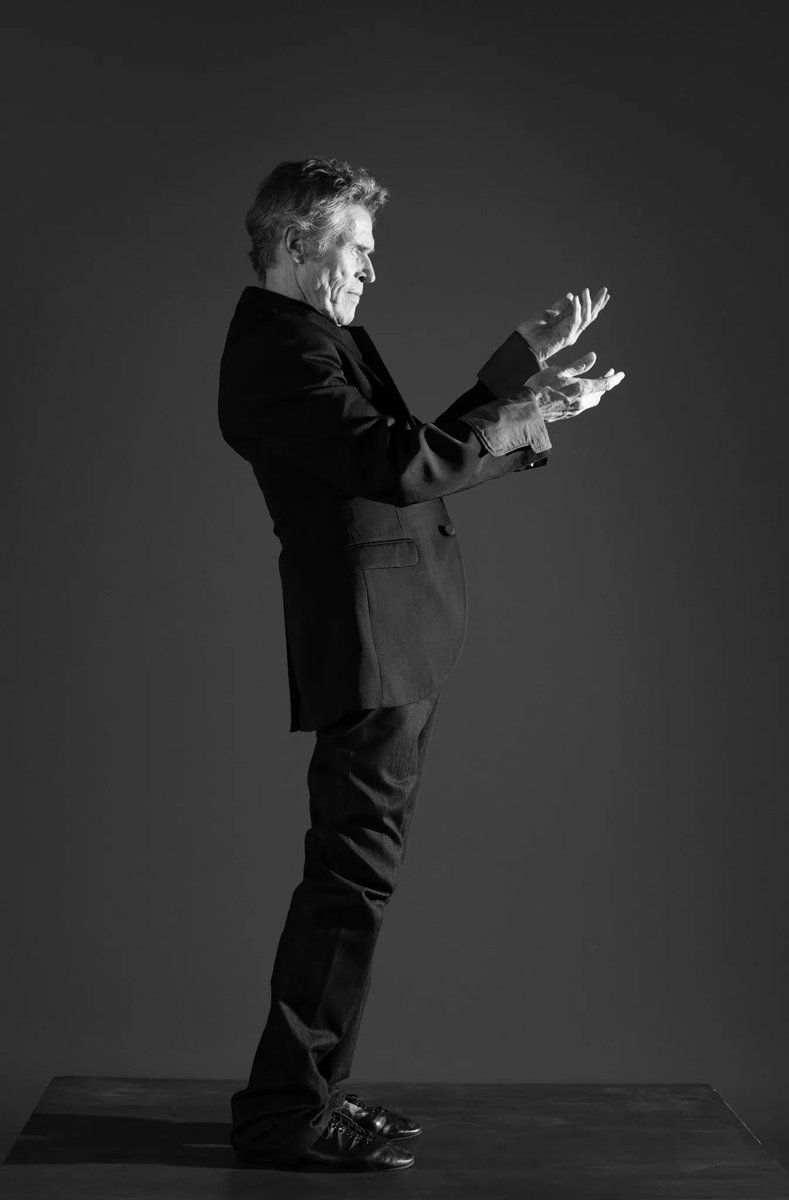 jacquemusx's tweet photo. New Willem Dafoe poses just dropped!!! https://t.co/FcUcbeb5Pb