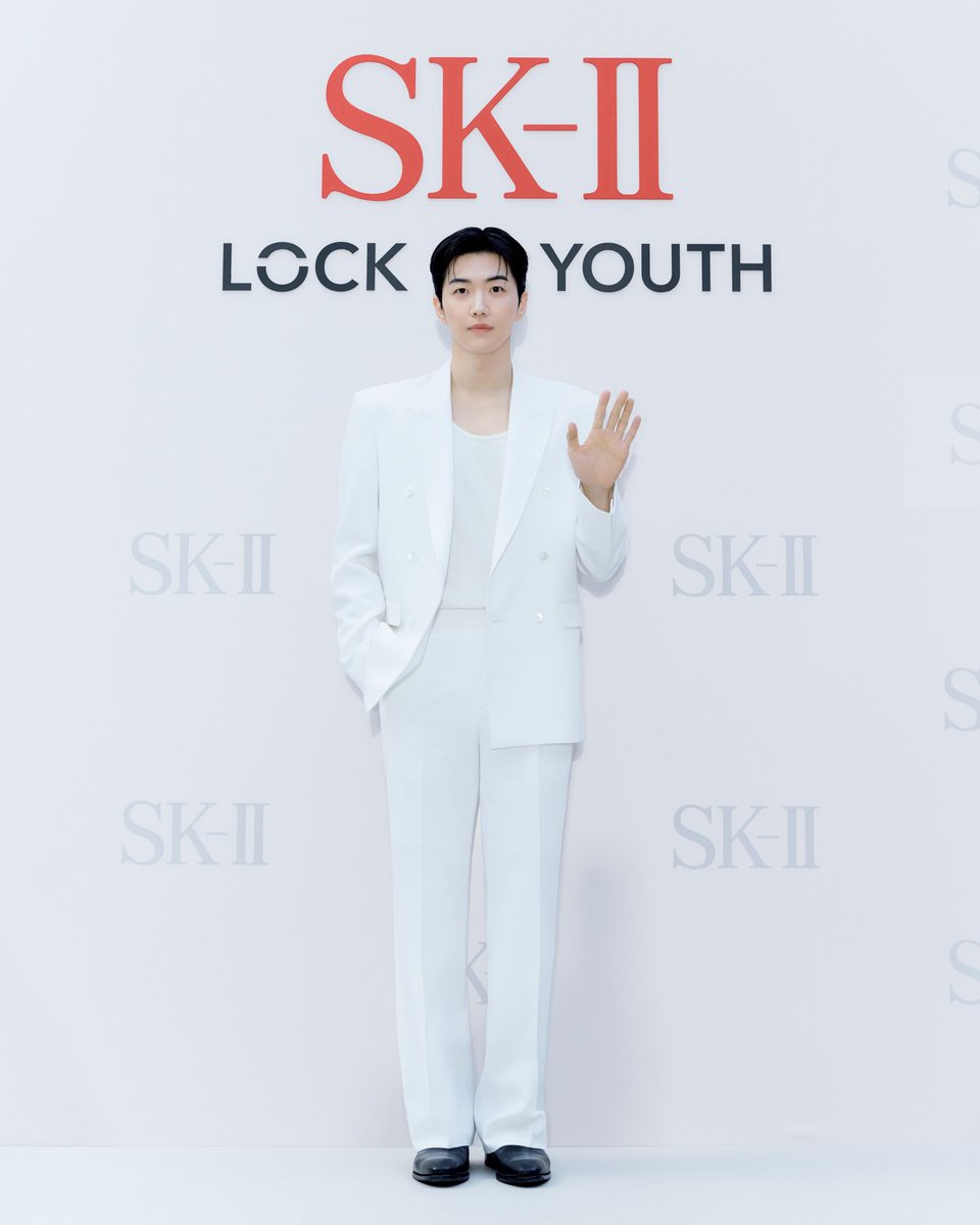 2uviiya's tweet photo. #강훈 인스타

#광고 빛과 피테라로 채워진 공간,
SK-II LOCK IN YOUTH 팝업에서
새로운 피테라 세럼을 만나보세요! 

@skii #SK2 #피테라에센스 #LockInYouth #피테라세럼 https://t.co/zTkzmJqZA2