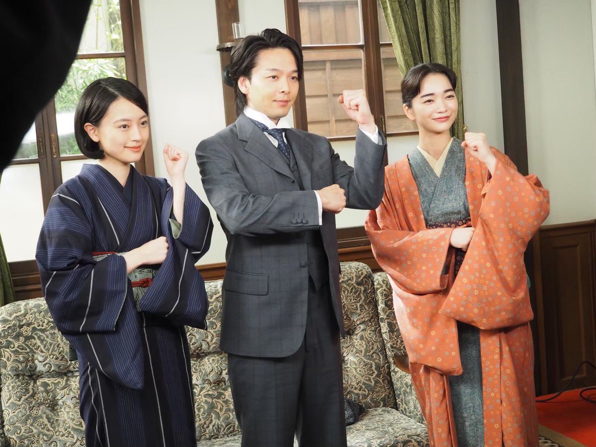 mikami_ai_'s tweet photo. 『風、薫る』第23週「歩々清風」　ご視聴ありがとうございました
さいごは、3人の娘の母と、3人の孫のおばあちゃんになった美津さん。大好きでした！
そして、りんは美津さんがかつて着ていたお着物を受け継いでいます。
来週は、娘の環のお話。環の人生の選択を、皆さんも見守ってください。
#風薫る https://t.co/CGqSGFs1Na