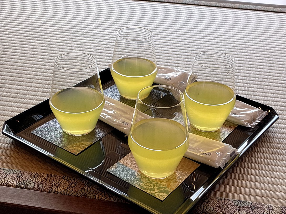 4_foglio's tweet photo. 本日のほてる
#花伝抄 #御室仁和寺 https://t.co/2dHxUyA6Zu