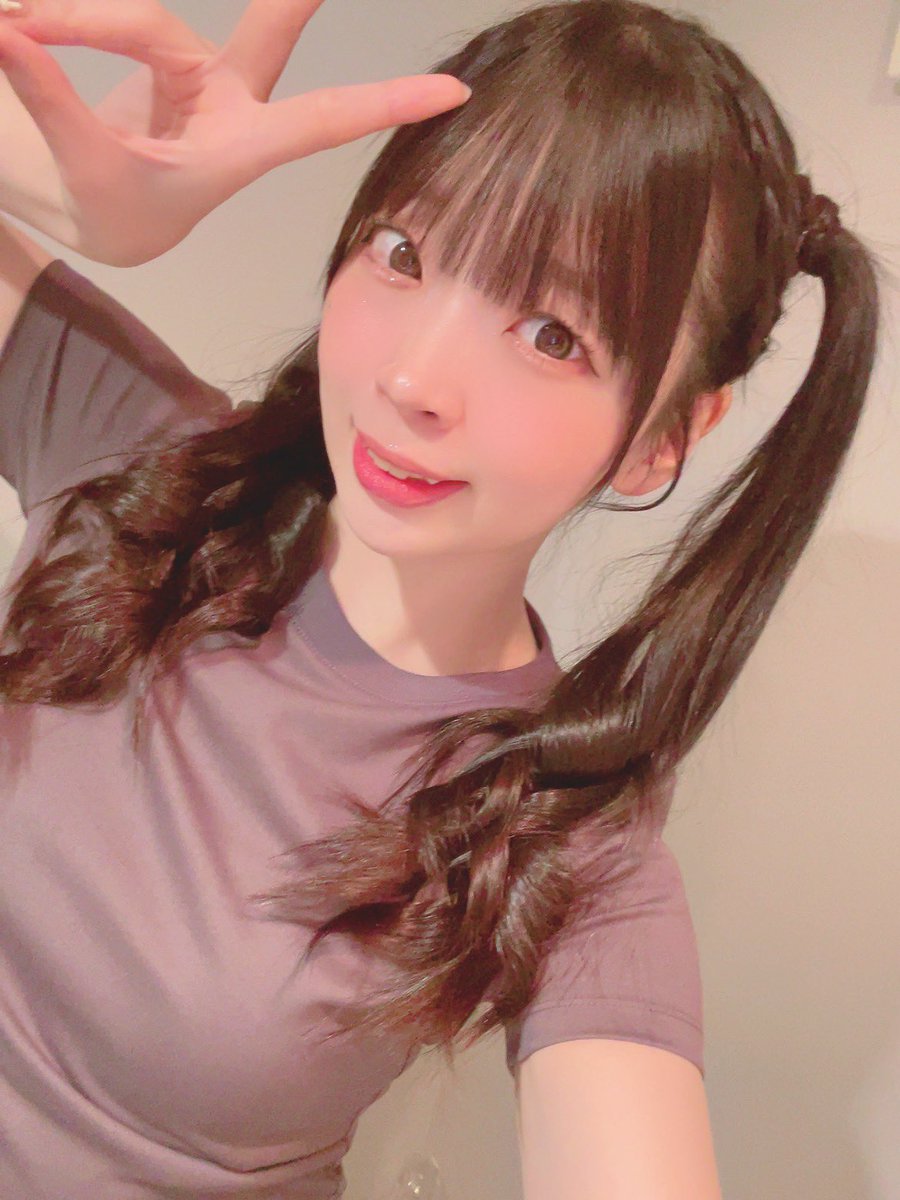 maichan_20th's tweet photo. 『#ビアガーデンマイアミ🍻名古屋栄店』

9/5(土)#マイちゃんアミちゃん💛❤️𝑺𝑻𝑨𝑮𝑬( ᵒ̴̶̷̤-ᵒ̴̶̷̤ )꙳⟡
🎀1st 18:30~
🎀2nd 20:15~
9月になって少し涼しくなってきた気がする
(  ⸝⸝⸝-  -⸝⸝⸝)𓈒𓏸
屋上で夜風にあたりながら美味しいご飯とビールと私達のライブ楽しんでいきませんか??🥰💛❤️ https://t.co/CxLXpub5vH