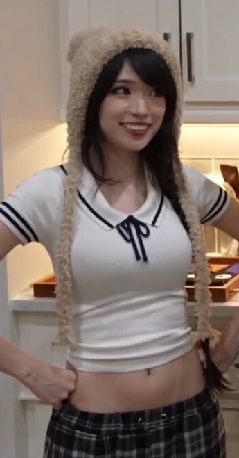 igoonforstrmrs's tweet photo. Can’t decide if I want to grope her tummy or t¡ts first 😵‍💫😵‍💫 https://t.co/m4uL0rEPWk