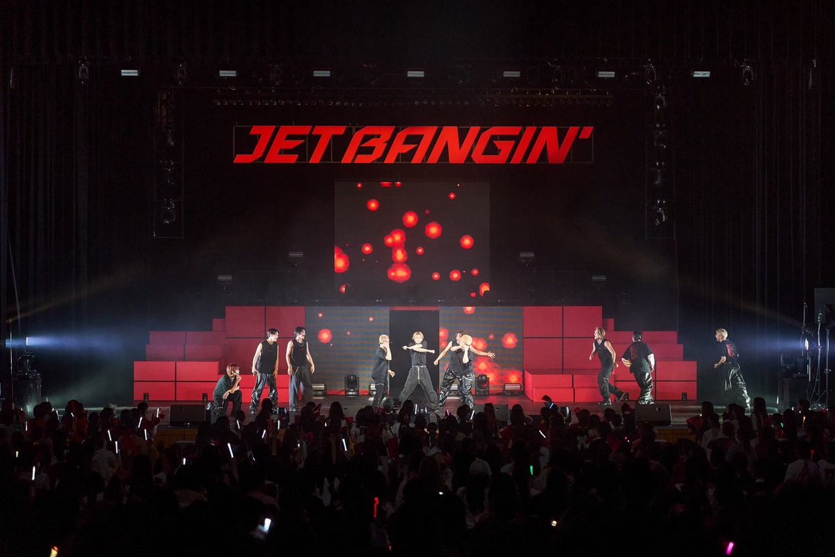 tjbb_'s tweet photo. アルバム遡ってたらめっちゃ面白い写真🤣🤣

みなさんJET BANGIN’ 新潟公演楽しみましょうね☺️🔥
https://t.co/tCcrfeCVhs

#AERON
#TJBB #THEJETBOYBANGERZ https://t.co/PdbhQ70DmN