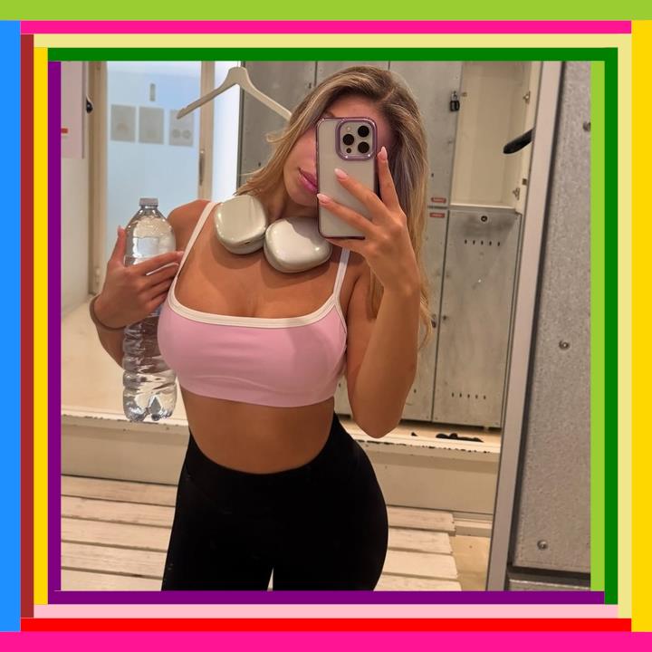 DesavisH's tweet photo. objeleri https://t.co/ddkwcCCNhE Seni görünce yüzüm güldü. 😊 #antalya #konyaaltı 
@乂esCort乂@
 #antalyabayan #Düzlerçamı https://t.co/IQrPvGYfld https://t.co/9XhZdT92xP