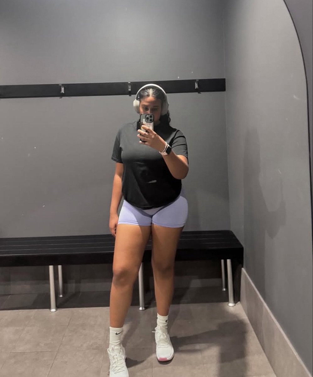 Exposer500's tweet photo. Cuck blessed us with his beautiful slutty desi sister Samadi. Go send her a message😉 +61 411 539 459 #exposed #sexy #nudes #share #whore #slut #leaked #cuck #goon #gym #ass #boobs #sex #sister #number https://t.co/aAREYeM49G