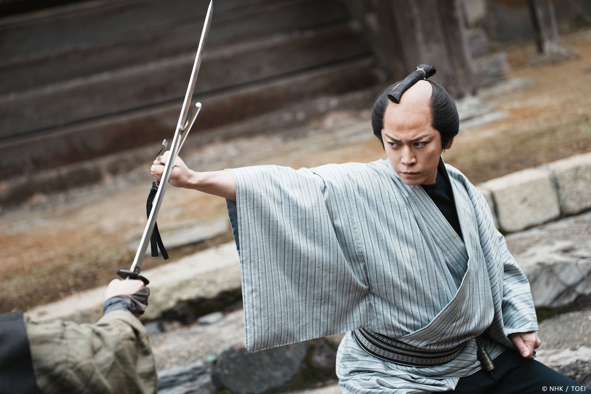 PrimeVideo_JP's tweet photo. スペシャル時代劇
『銭形平次』見放題配信中

作家・野村胡堂が生んだ
名キャラクター・銭形平次。

1931年から26年にわたり全383編が書き継がれ、
今なお多くの人に愛され続ける作品。

本作では〈亀梨和也〉主演で、
アクティブでポップ、スタイリッシュな
“令和の平次”が誕生✨ https://t.co/ELGEUxxpin