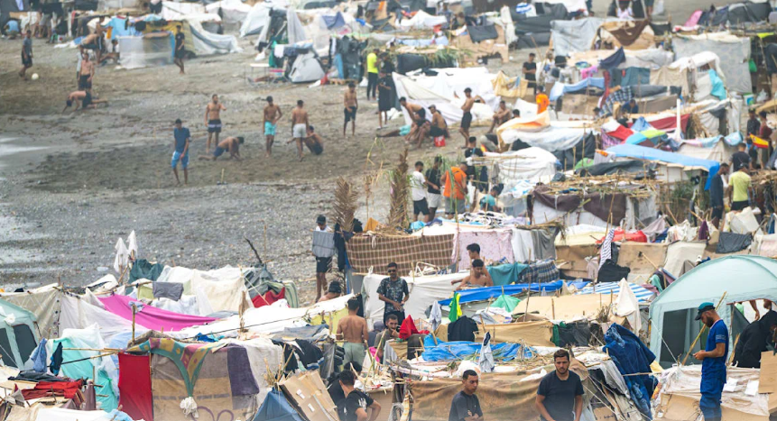 alialghamdi6010's tweet photo. In #Ceuta warten weiter Tausende Migranten – obwohl #Madrid sie längst hätte zurückführen können! https://t.co/LCiQkK1vdC