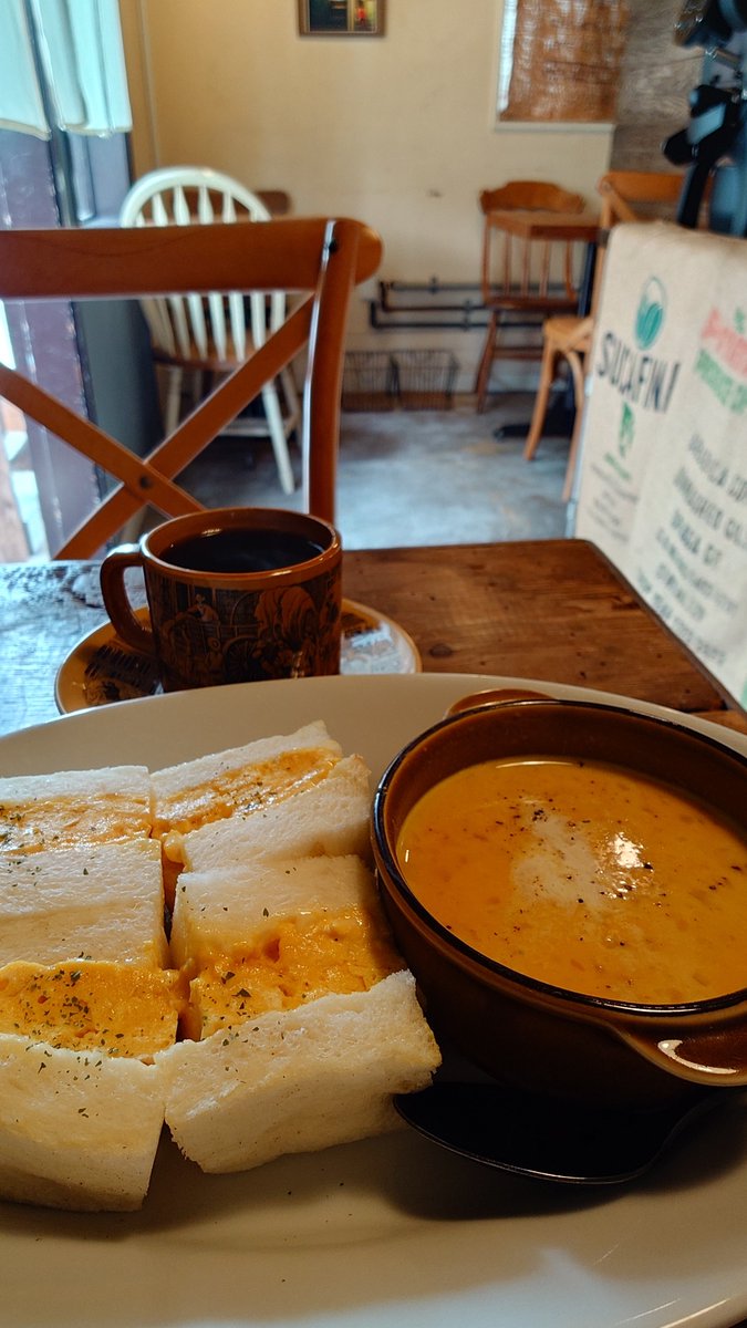 HamtamaQ's tweet photo. 先週の夜カフェと今日の珈琲やさんランチ https://t.co/UFSFWREMGa