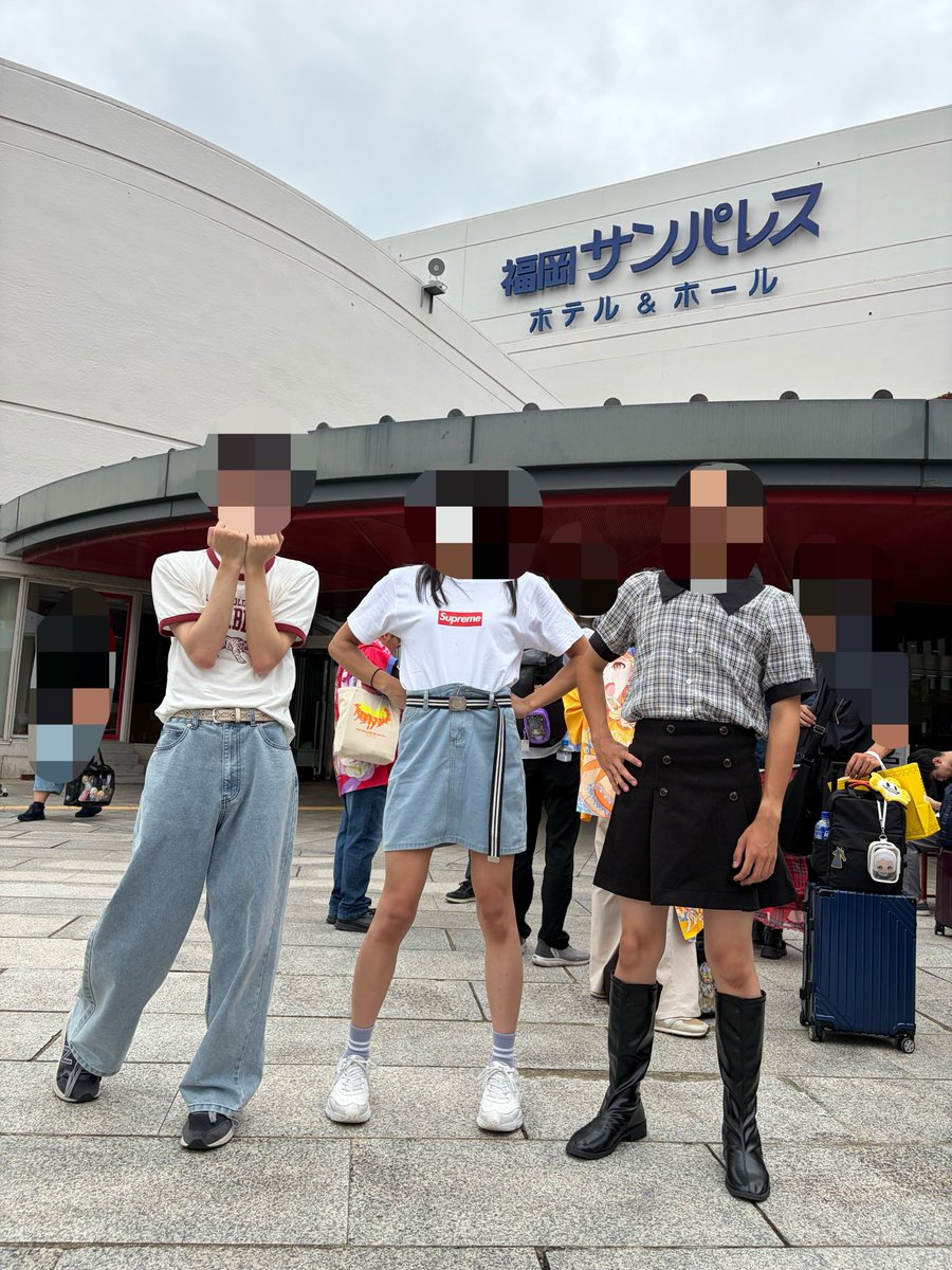 03thewoone's tweet photo. 「花海咲季よ！！！！！！」
「月村手毬です。」
「藤田ことねでぇ〜っす♡」 https://t.co/AEqKQ4aPZv