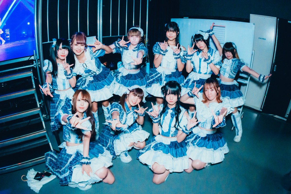 REVOLAND_jp's tweet photo. #REVOLAND #即レボ 

- - - - -
🎪星のカケラ
@_hoshikake_ 
- - - - -

📝レボあるある
メンバー多くても超対応可能

photo by @KENTARO_TAR https://t.co/f7XrdYFFG6