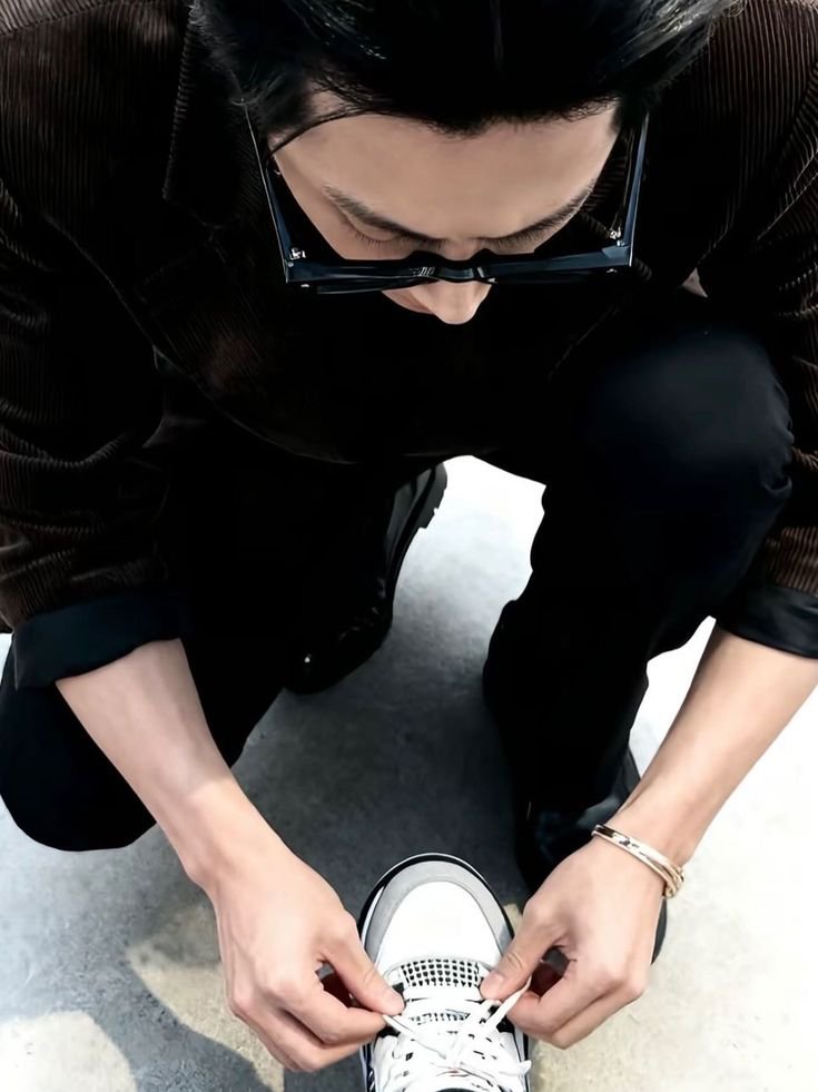 oscurecen's tweet photo. Pov: You're Keiji my husband. https://t.co/zJESF4ZTV2
