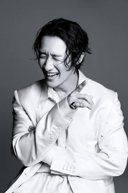 fashion_akanuke's tweet photo. 岩本照の肉体が理想的すぎる件

▫️岩本照（33歳）
▫️182cm / 推定74kg
▫️Snow Man・日本人アイドル

#岩本照 #SnowMan #筋肉 https://t.co/mCxzuSIcGF