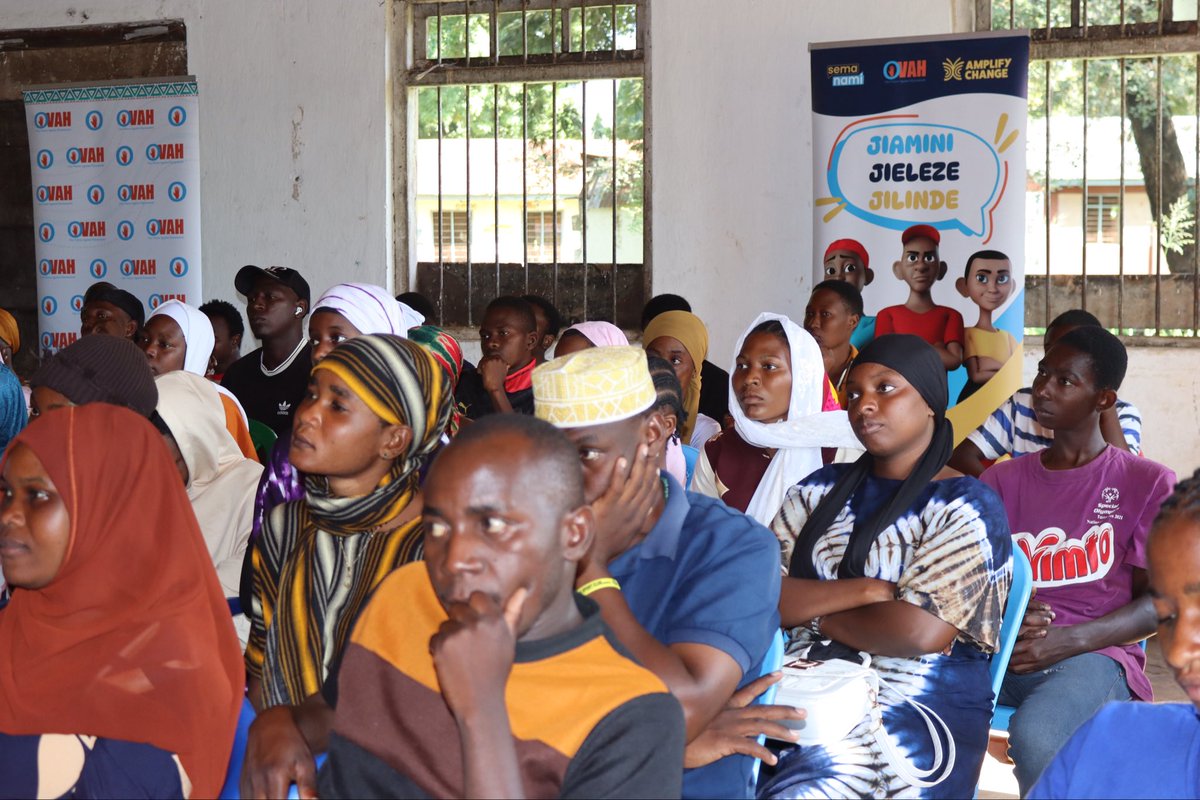 OvahTanzania's tweet photo. Je, wajua? Hofu ya kuhukumiwa inaweza kuwazuia vijana kuuliza maswali kuhusu afya ya uzazi. Vijana wanahitaji taarifa na huduma zinazolinda usiri wao, zisizowahukumu na zenye mazingira rafiki. Kuuliza hakupaswi kuleta hofu.
#ElimikaWikiendi #AfyaYaUzazi #SemaNami https://t.co/uKeBoOlgL2