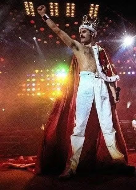 cybergeekgirluk's tweet photo. Happy birthday in heaven to the #LoveOfMyLife #FreddieMercury, he would have been 80 today ๐ข
You will be in my heart forever, I still love you โค๏ธโค๏ธ
Altogether now....ayyyy, ohhhhh โค๏ธโค๏ธ xx
#IStillLoveYou
#LoveOfMyLife
#AlwaysReadyForFreddie
#QueenForever
#FreddieForever
#FreddieMercury
#MadeInHeaven