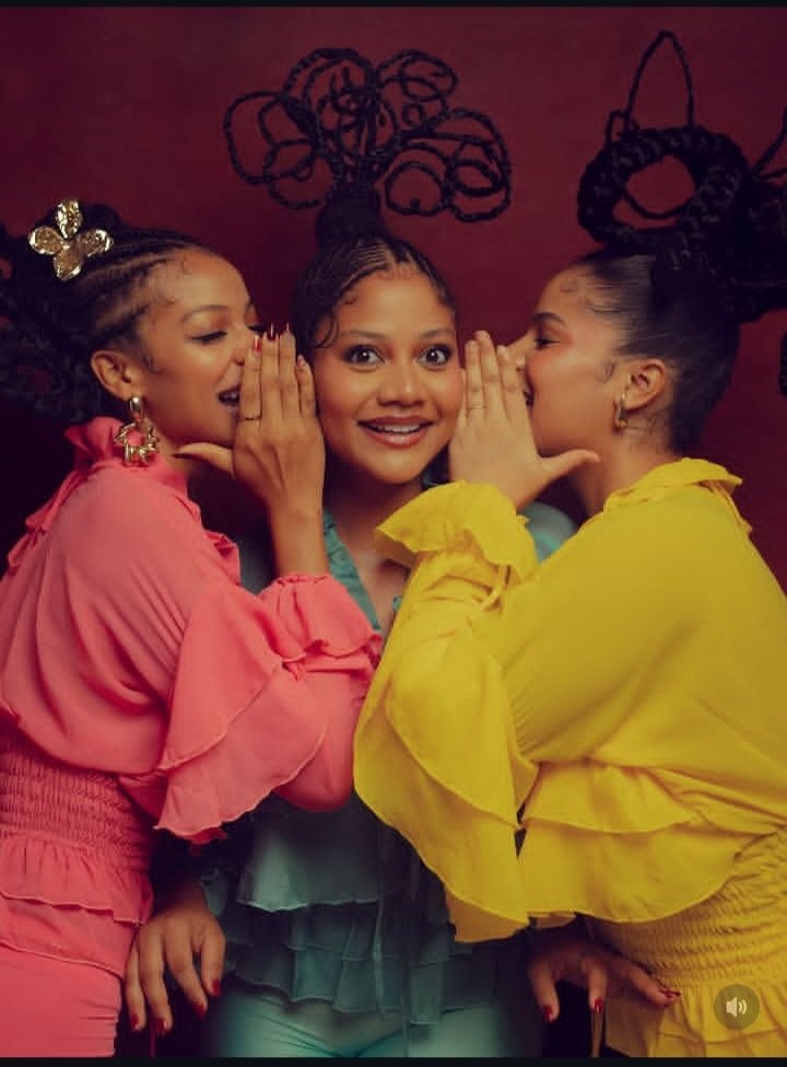 boxypiper's tweet photo. Three sisters. Thrice the beauty

Thrice the Love. Thrice the Joy 💖 https://t.co/gMvfQhi04a