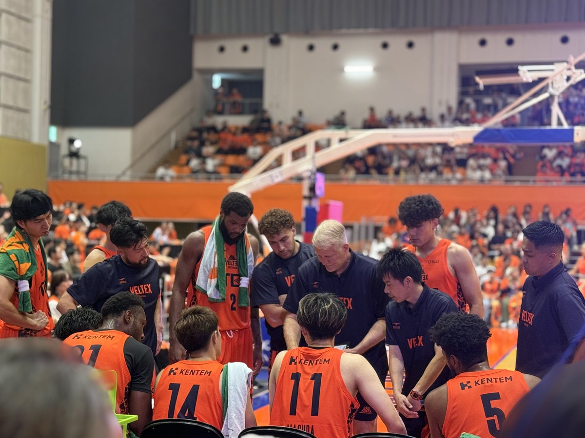 maamii629's tweet photo. 久しぶりの熱狂空間は最高だった❤️‍🔥
まだまだこれからどんなチームに成長していくのか楽しみ🙂‍↕️✨
新生ベルテックス静岡に期待！！！🔥 https://t.co/0yxEMNSPa8
