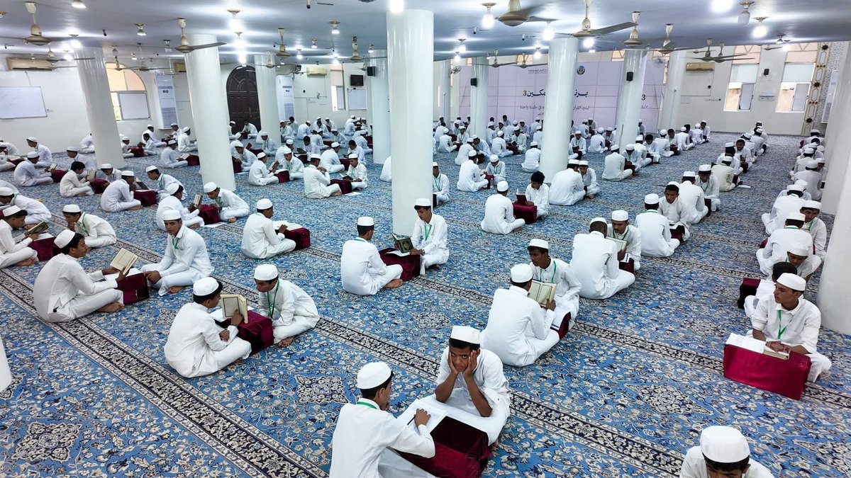 abhh_2014's tweet photo. الحدث الأكبر والأهم في #شبوة اليوم

سرد القرآن في يوم واحد 🤍

اللهم بارك

#اليمن_الآن https://t.co/0cw11AuMFg