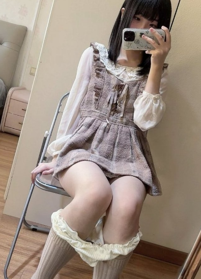 zaikudo1984's tweet photo. O型なので家では履きません https://t.co/hixmvclGVO