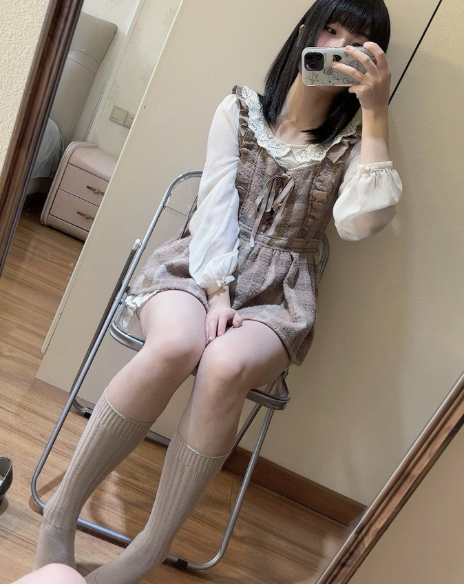 zaikudo1984's tweet photo. O型なので家では履きません https://t.co/hixmvclGVO