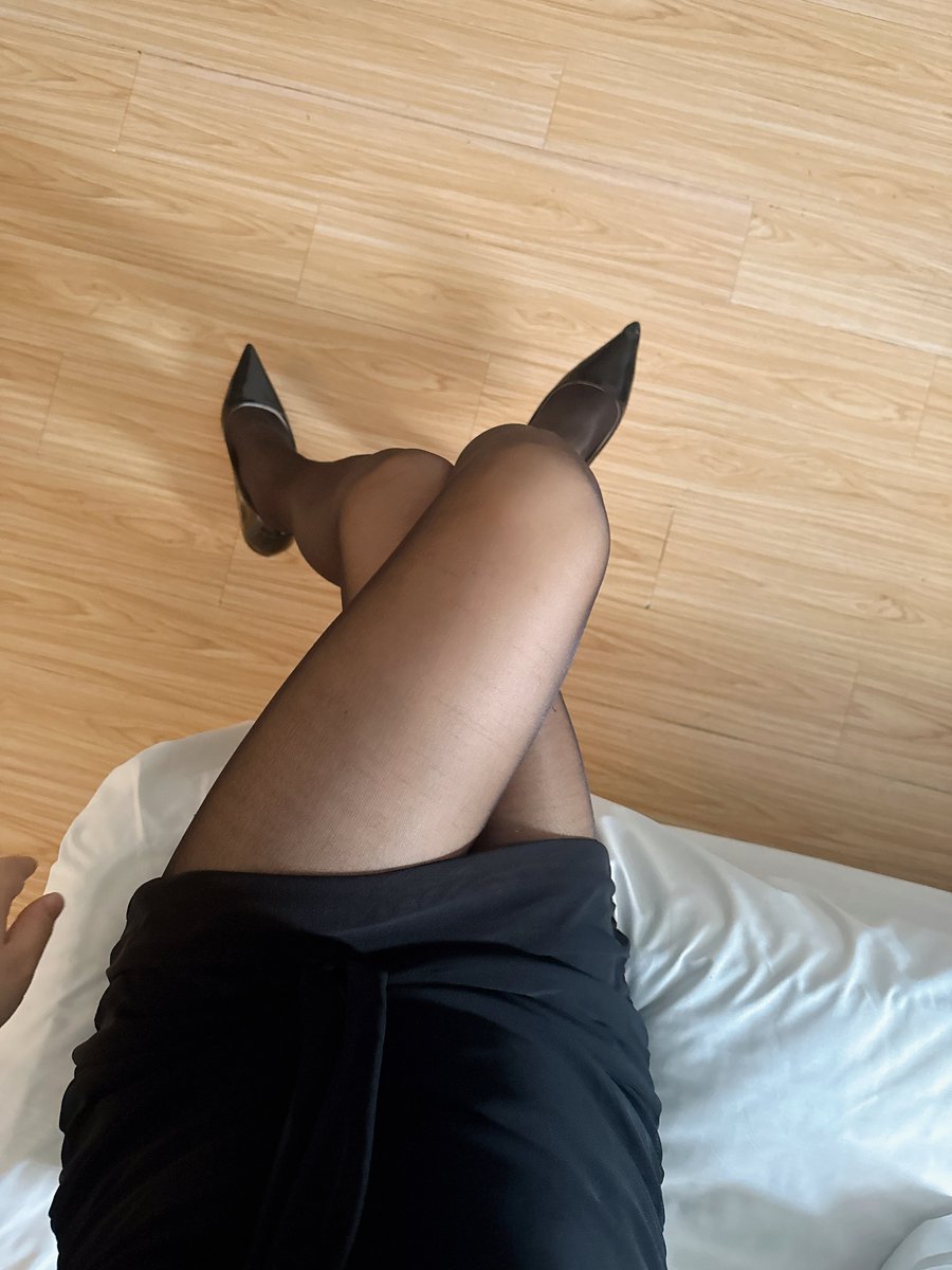 Bootman1999's tweet photo. 青岛的奴在哪里？……🐧3900287627  #青岛ts  #青岛伪娘 #青岛黑丝 https://t.co/p2HpiOfE89