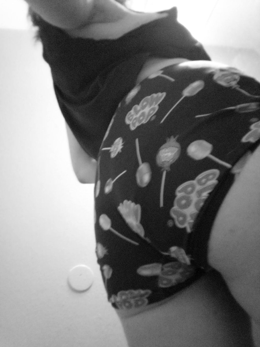 itsalexeey's tweet photo. Goodnight <3 https://t.co/Xv26SlVdh5
