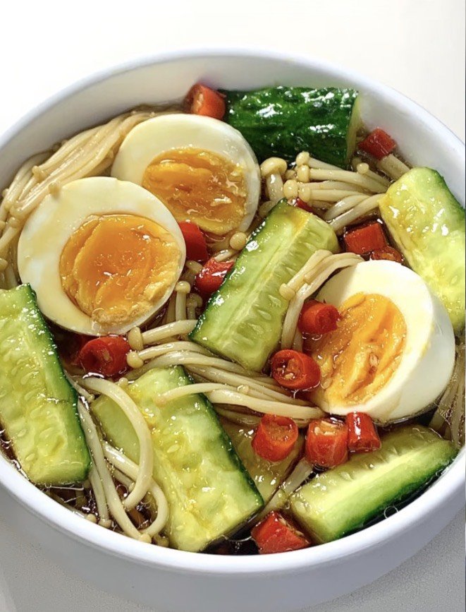 yasemesi's tweet photo. 夏にピッタリ冷やし蕎麦感覚で食べれるのにタンパク質も取れて美味しく痩せれる😋レシピも超簡単やからみんな作ってみて✨

⬇️詳しいレシピはリプ https://t.co/w2xtulRLKz