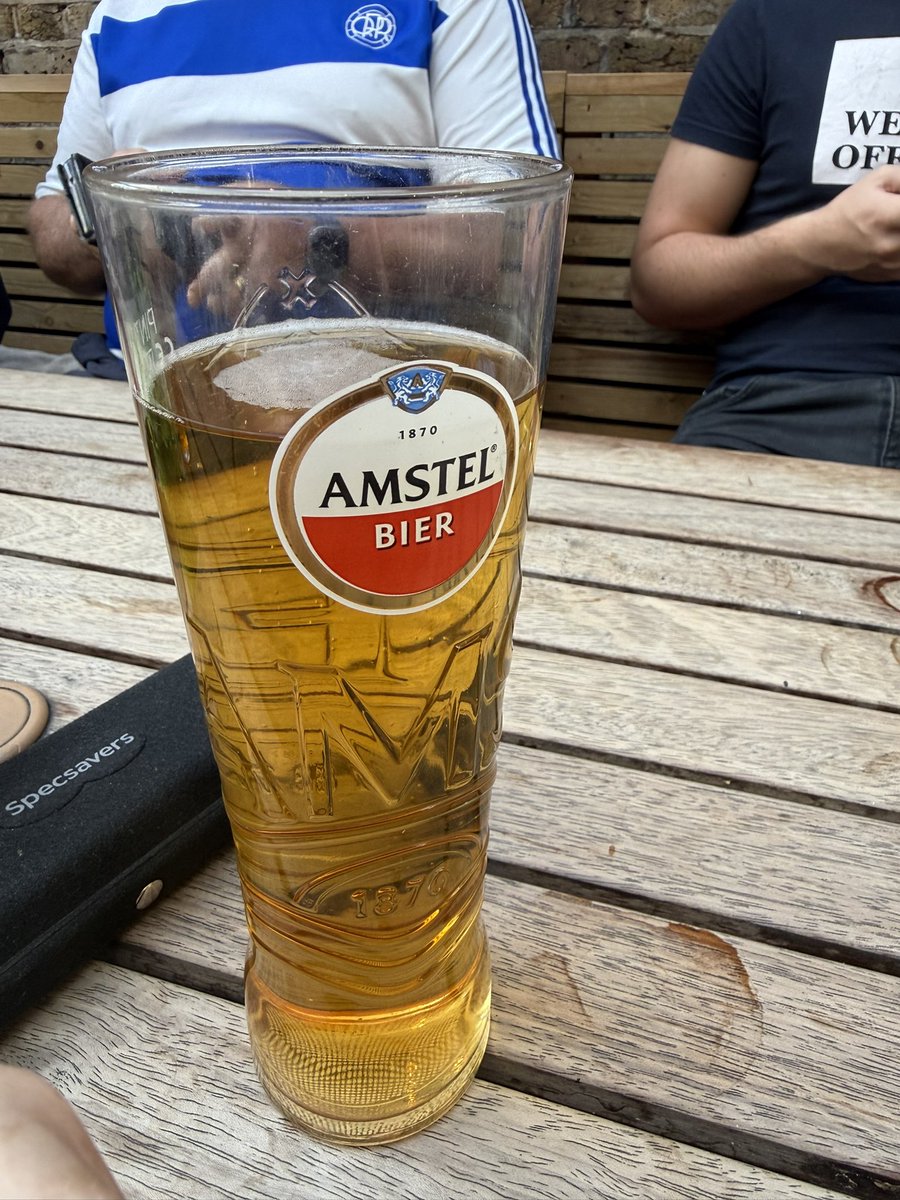 ItsDaveClayton's tweet photo. First home match, cheeky beer. #qpr
@CrownSceptreW12 https://t.co/S692xPpFEf