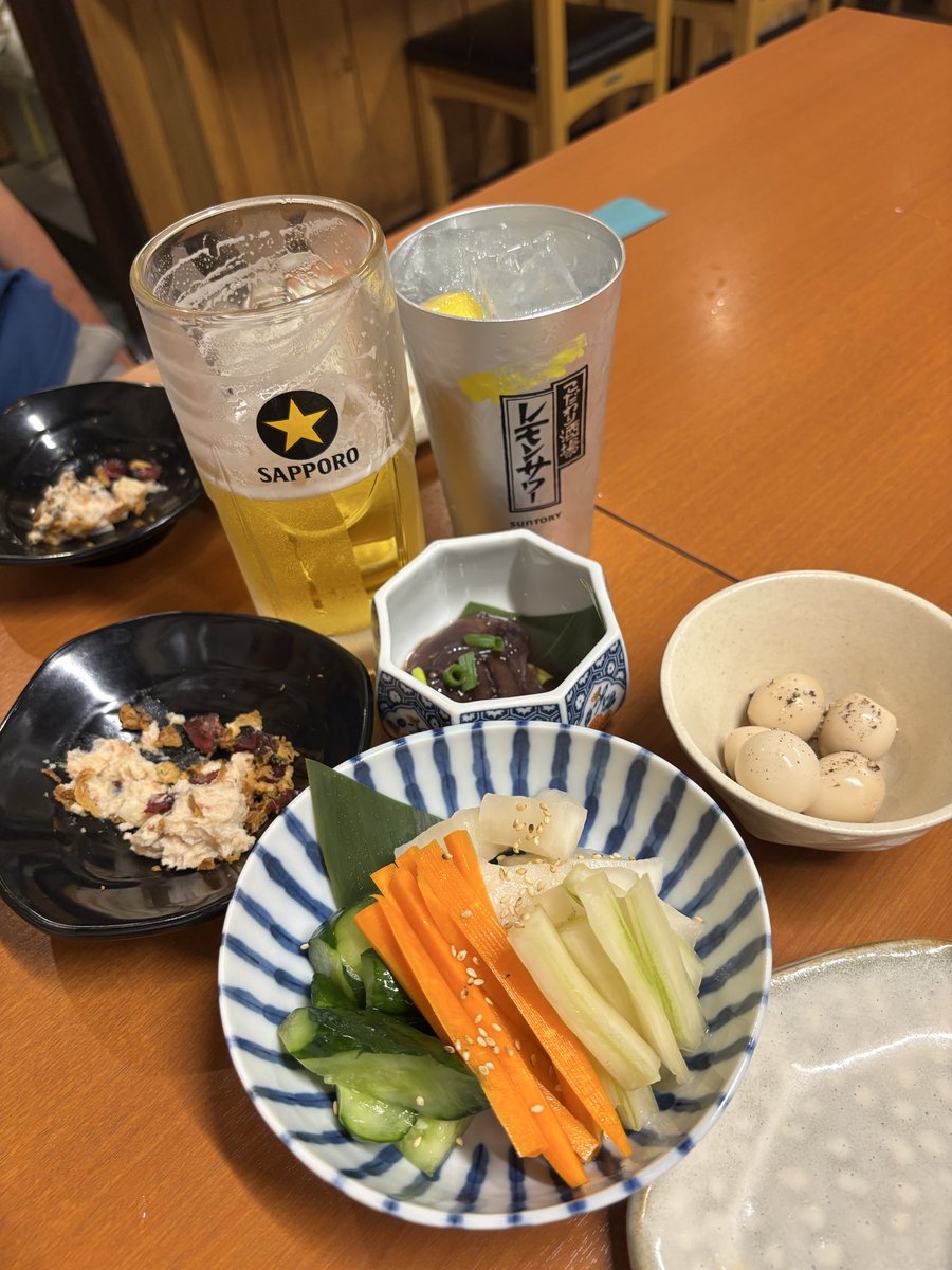 y_mondayfasting's tweet photo. １週間アルコールを絶ってたからどんなに酔っ払うかと思いきや、運動後に飲むビールの幸福感が堪らない。
やぁ、これは来週もノンアル決定だ笑 https://t.co/EZMACBNu5c