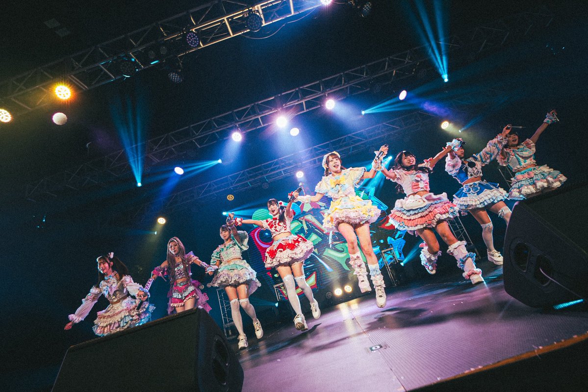REVOLAND_jp's tweet photo. #REVOLAND #即レボ 

- - - - -
🎪あたまのなかは8ビット!?
@8_bit_idol 
- - - - -

📝耳よりレボ情報
明日もこの会場でイベントあるよ‼️

photo by @ikuhasan1983 https://t.co/cJQPrsYZ8S