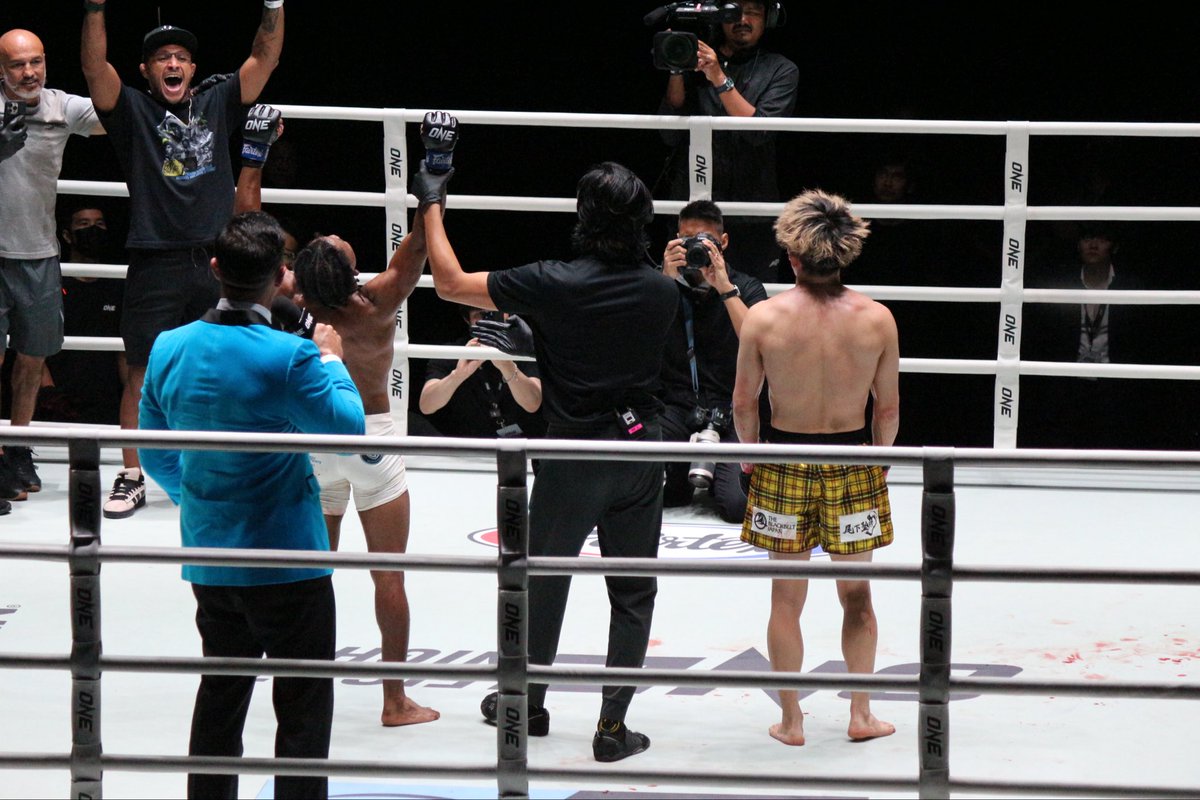 kurosawryouhei's tweet photo. またぶっ飛ばされました。
大きな怪我は無いです。応援ありがとうございました！ https://t.co/gN6hD4wDW6