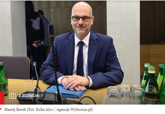 AleksZawisza's tweet photo. Uważam, że "DzieńdoBerek" stało się aktualnie najbardziej miłym, poprawiającym nastrój przywitaniem. 
Zatem dzieńdoBerek, Ludzie Dobrej Woli, których jest więcej. https://t.co/C5PhqyoRC6