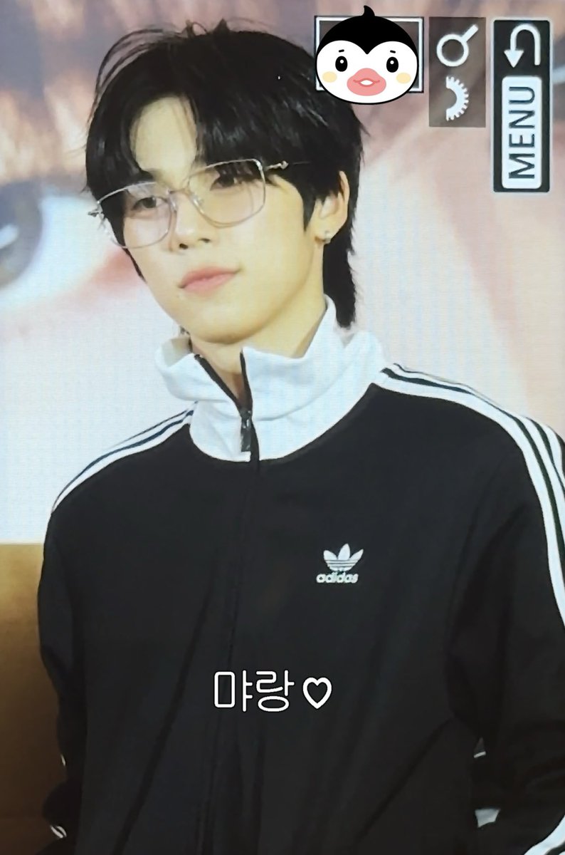 119ve_S2's tweet photo. 260905 소건선배🩶

#소건 #SOGEON #ソゴン https://t.co/IQ8kMfD6RK
