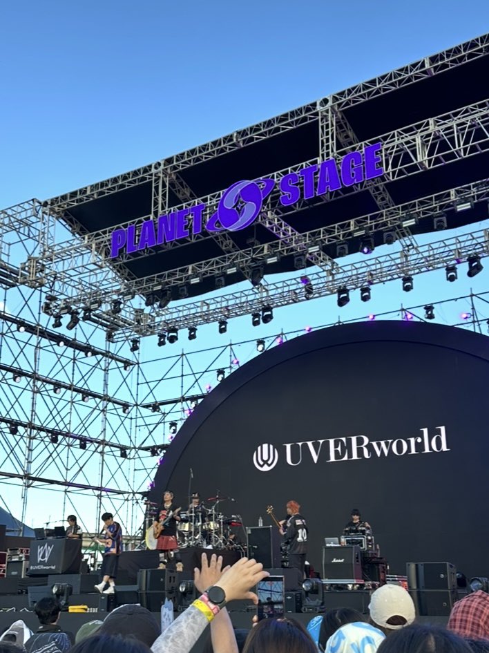 yuu_ky0's tweet photo. 한국에서 우버월드 봤떠욤♡

#UVERworld https://t.co/cQDAApfdN8
