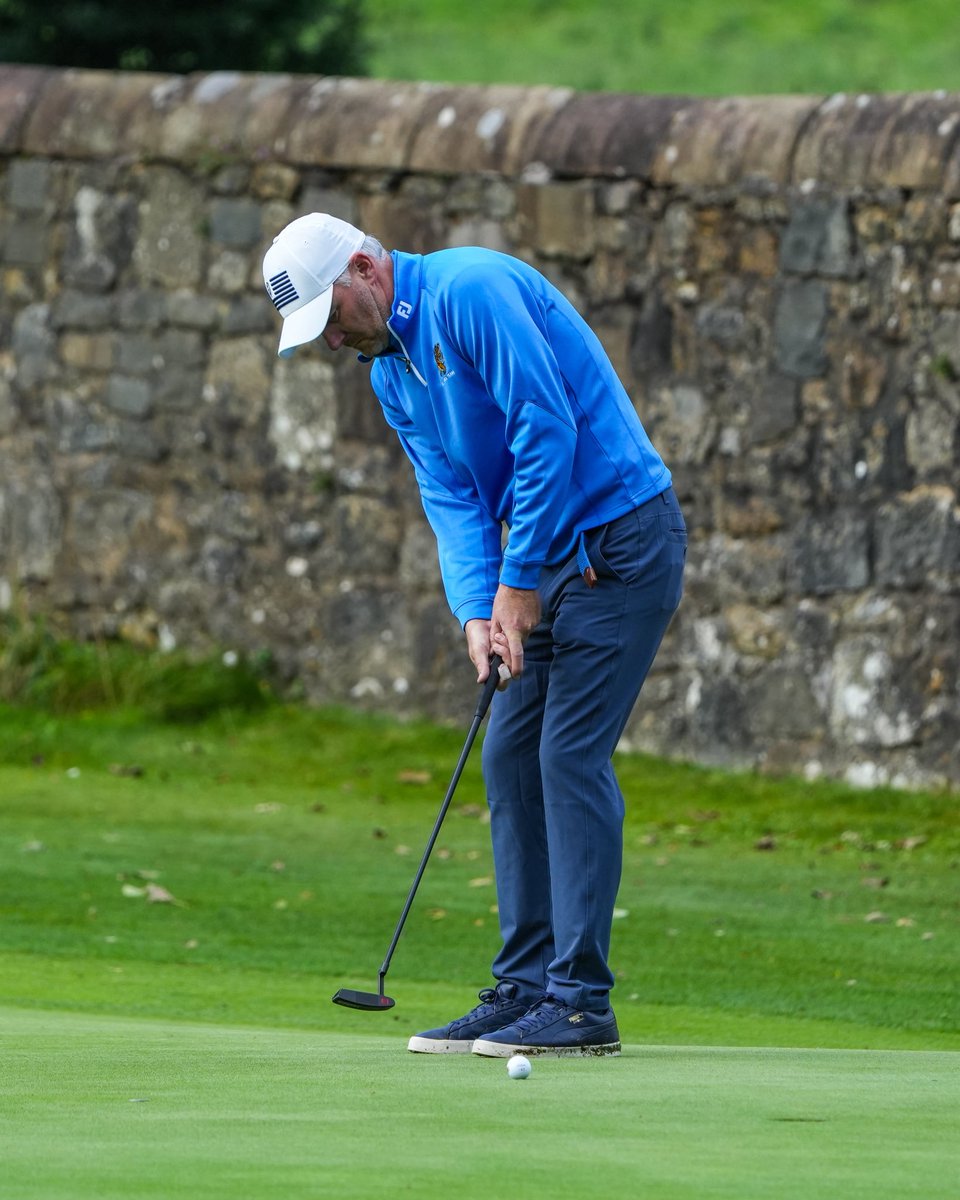 ScottishGolf's tweet photo. Scottish Men’s Area Team Finals - Day One🏴󠁧󠁢󠁳󠁣󠁴󠁿🏆

Lothians and Renfrewshire start strong after 2-1 wins in this mornings foursomes at Largs Golf Club 💪

Angus Carrick and Craig Davidson set the tone for team Lothians with an emphatic 6&5 win in their match. Kai Lang and Jamie Duguid followed up with a point of their own, winning 5&3 against the North.

A couple of tight fixtures saw Renfrewshire take a narrow lead against the North East team. Matthew Clark and Barry Hume took down former Scottish Mens Amateur Champ, Chris Sommers, and teammate Ben Murray. Michael Daily and Stewart Watt also secured their point with a 2&1 win  ✅

How will North and North East respond this afternoon in the singles matches?👀

Scoring ➡️ https://t.co/Z4kQ1bPZHC