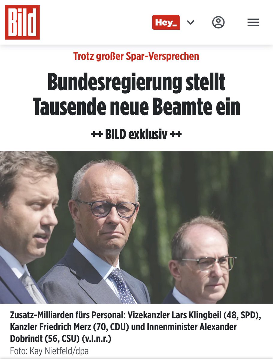 Georg_Pazderski's tweet photo. Sie belügen uns schon wieder!

Schwarz-Rot hatte versprochen den den Beamtenapparat bis 2029 um mindestens 8% zu senken - tatsächlich wächst er weiter.

Für 2027 sind 12.347 mehr als 2024 geplant (310.487 Stellen).

Während allein in der Industrie jeden Monat 15.000 Arbeitsplätze verlorengehen, wird der REGIERUNGSAPPARAT IMMER FETTER.
