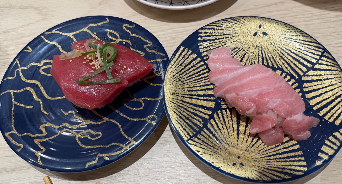 kado127's tweet photo. 明日から海外でバカンスなので✈️🌴💖
しばらくお寿司食べられないし、今日はちょっと贅沢🍣✨

おいしい〜〜🥹💕
楽しみな気持ちと、日本食恋しくなる予感がもう半々😂 https://t.co/8UuDtTrg8D